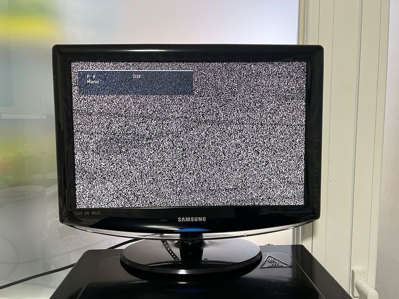 Samsung LE19R86BD Monitor 19 WXGA Negro afbeelding 3