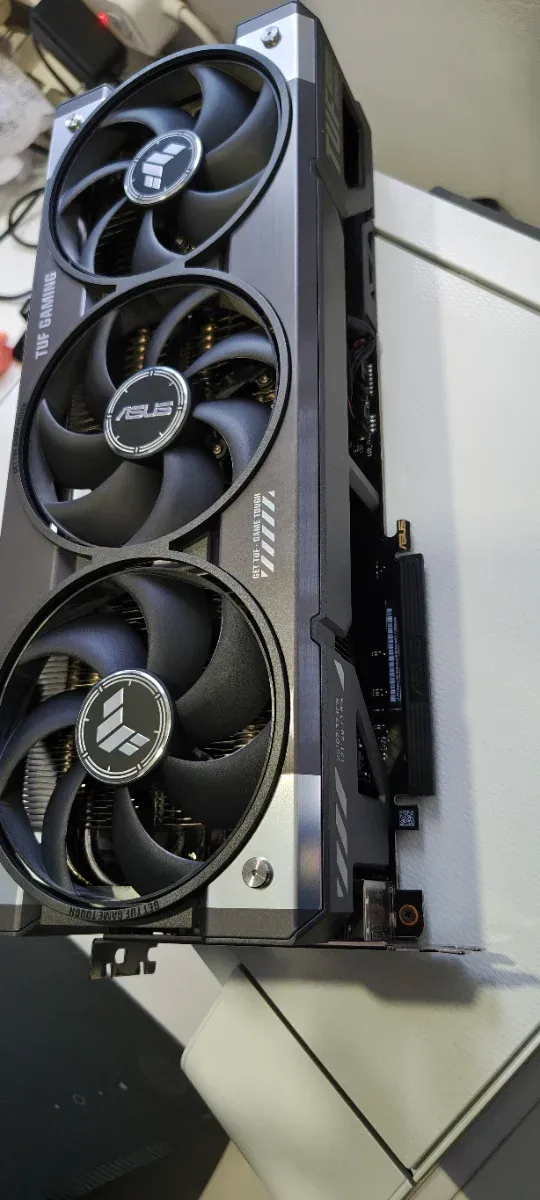 Nvidia RTX 5080 TUF 16gb afbeelding 4