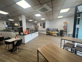 SE TRASPASA CAFETERIA EN RIPOLLET