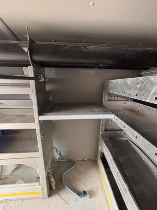 Mueble herramientas furgoneta aluminio(Aluca GmbH)