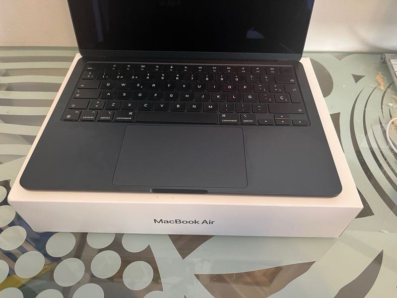 MacBook Air M2 2022 13.6 Azul Medianoche afbeelding 2