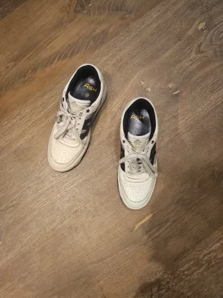 Bambas Ash plateadas talla 39