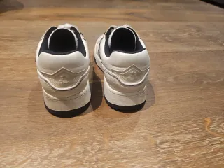 Bambas Ash plateadas talla 39