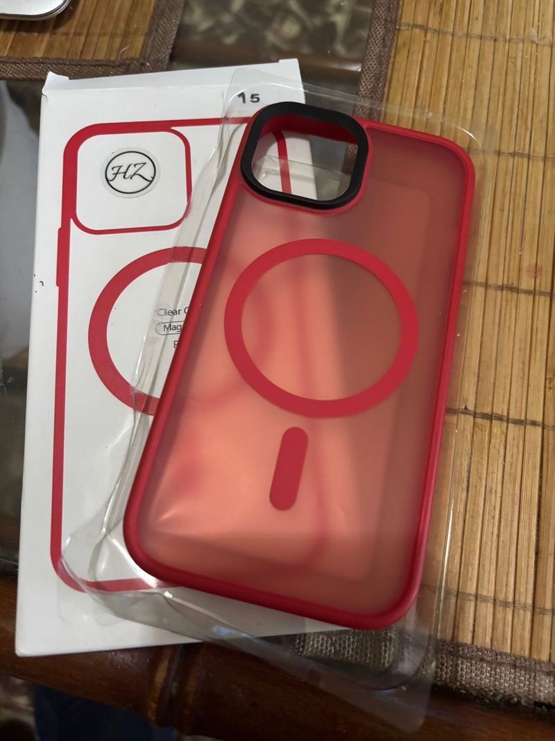 Funda iPhone 15 HZ Roja