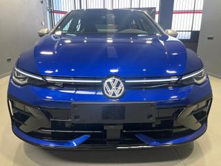 Volkswagen Golf R 8.5 PERFORMANCE