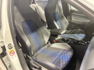 Volkswagen Golf R 8.5 PERFORMANCE 2026