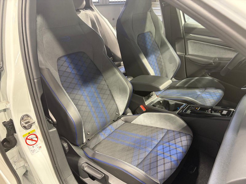Volkswagen Golf 2026, foto 29