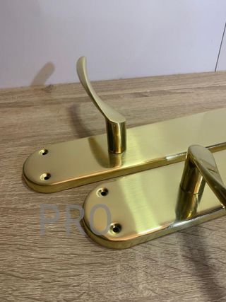 Juego de manilla para puerta MICEL