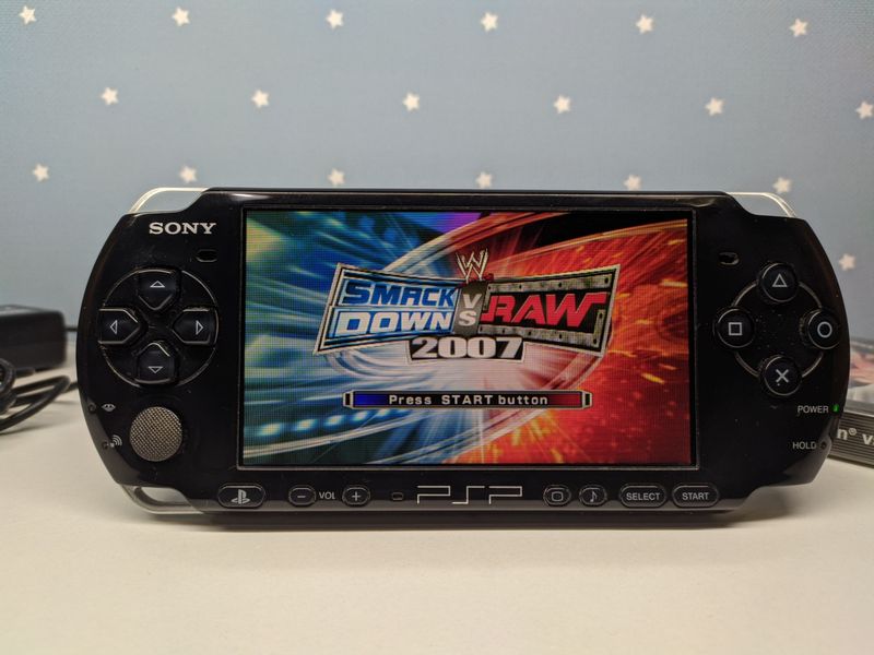 PSP 3000 Negra + Juego + Regalo AR-K 2.gb afbeelding 8