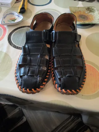 Chanclas de verano hombre negras y naranjas
