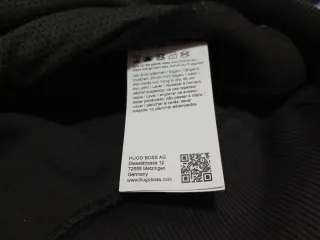 Sudadera BOSS negra con estampado