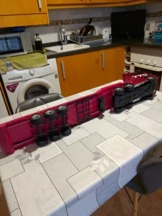 Oferta,  Camión oficial, RC Scania,