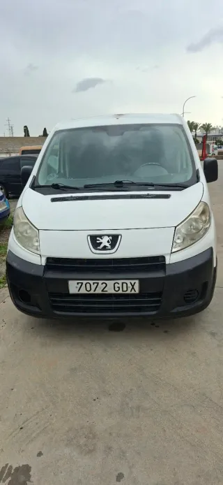Peugeot Expert 2008
