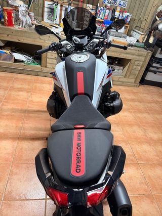 BMW R1300RS 528 km Paquetes Performance y Dinámico