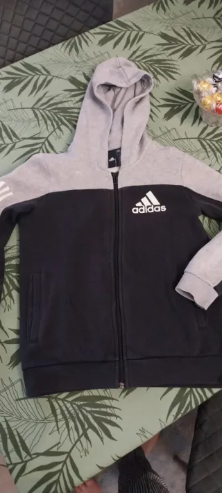 Felpa Adidas con cappuccio e zip 10/12anni