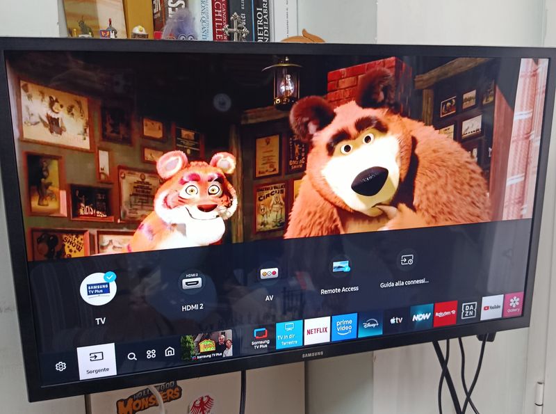 Smart TV Samsung 32 Pulgadas (Full HD) afbeelding 2