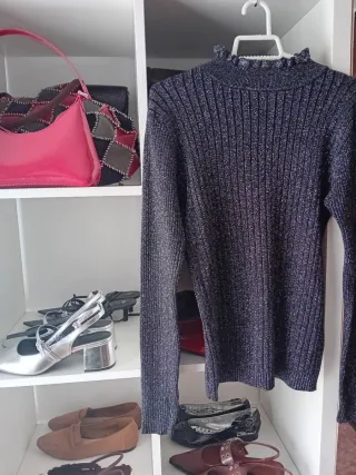 Jersey brillante con cuello