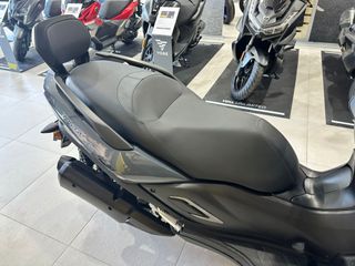 YAMAHA Tricity 300