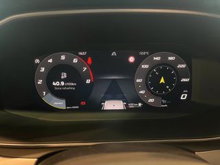 SEAT Leon 2025