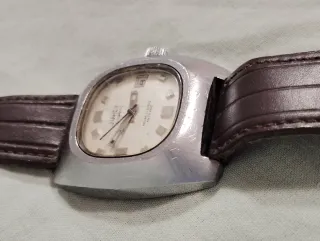 Reloj Automático