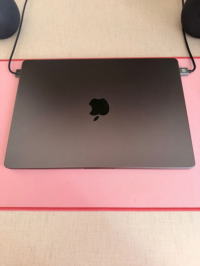 MacBook Pro 14 M3 Pro Gris Espacial