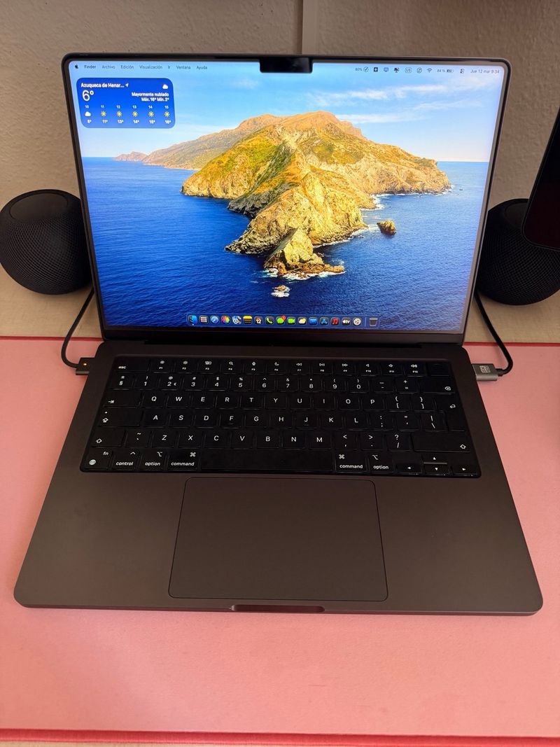 MacBook Pro 14 M3 Pro Gris Espacial afbeelding 2