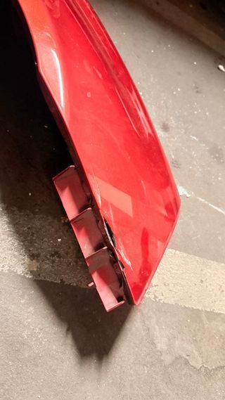 Aleta Clio Sport 172/182 Roja