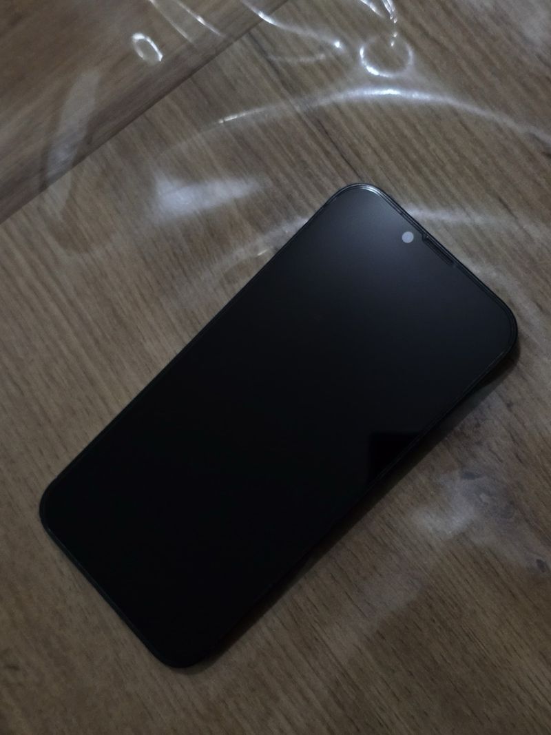 iPhone 13 256GB medianoche con caja original afbeelding 2