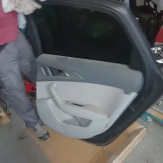 Puerta Trasera Derecha Audi A6 2015-2016