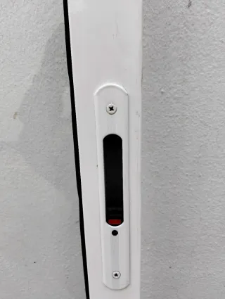 Ventana corredera aluminio blanca