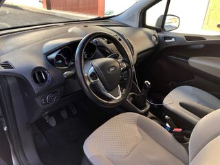 Ford E-Tourneo Courier 2015