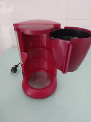 Cafetera Rowenta Roja