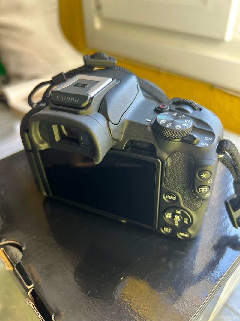 Cámara Canon EOS R50 ¡IMPOLUTA! afbeelding 5