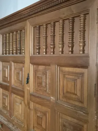 Armario aparador madera antiguo