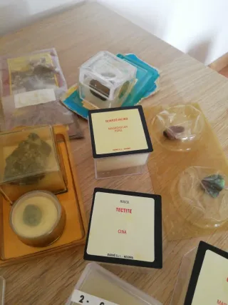 Lotto minerali naturali+ OMAGGIO