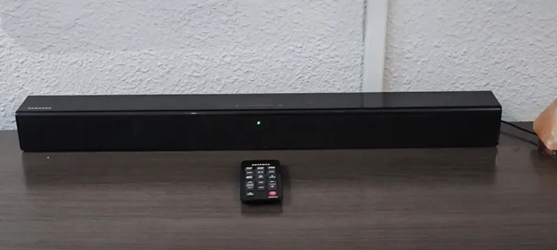 Barra de Sonido Samsung Negra