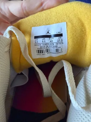 Jordan 3 JBalvin Medellín Sunset