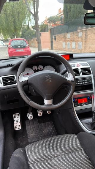 Peugeot 307 1.6 D-Sign