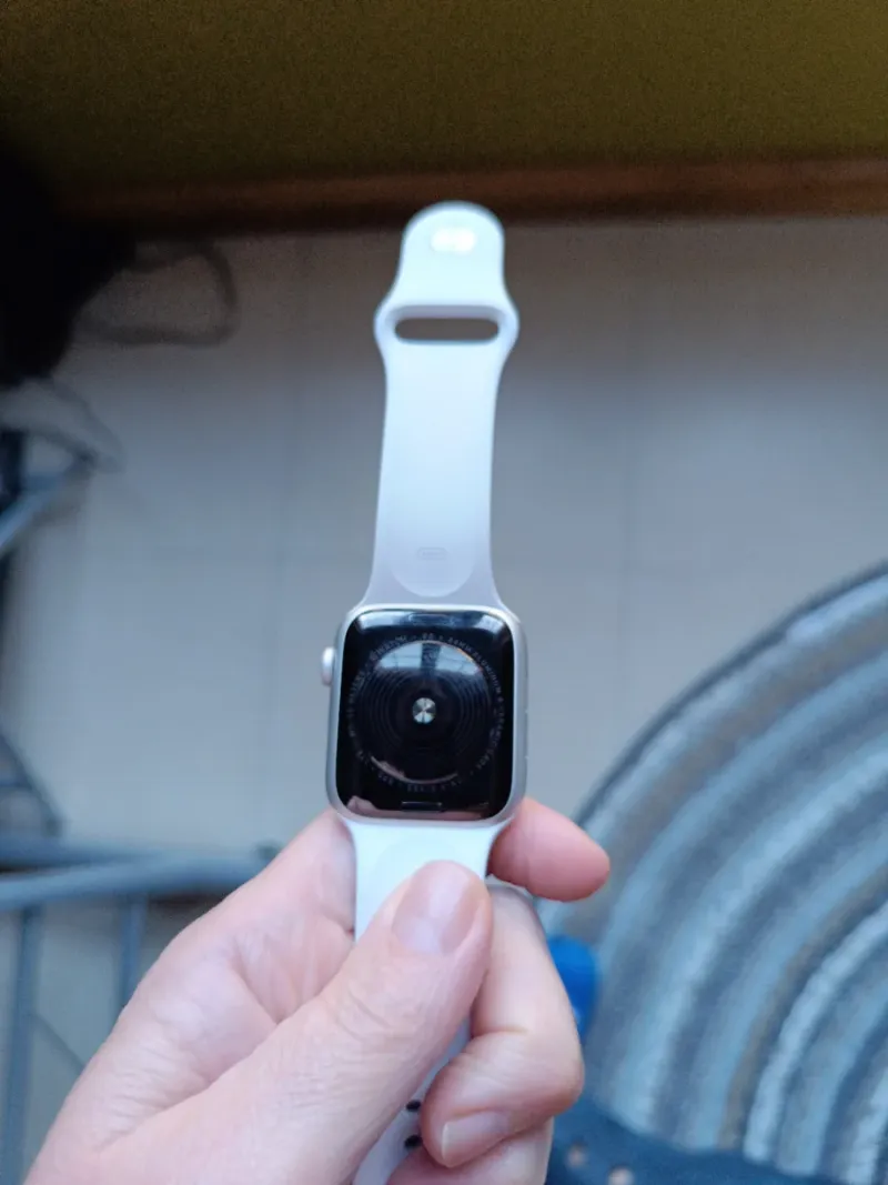 Apple Watch Blanco y Plateado afbeelding 7