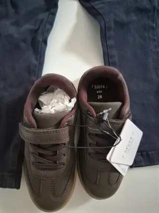 Zapatos niño Sfera marrones talla 26