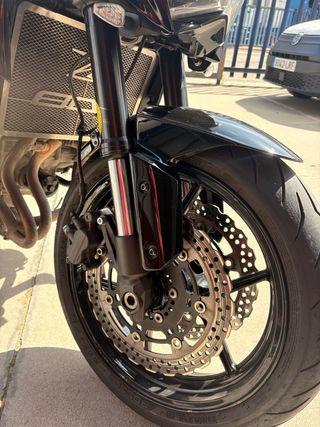 Kawasaki Z800 Negra Impecable Acepto cambio por RR