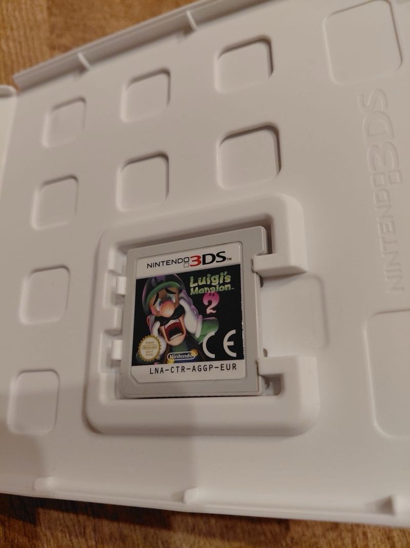 Luigi's Mansion 2 Nintendo 3DS Caja afbeelding 2