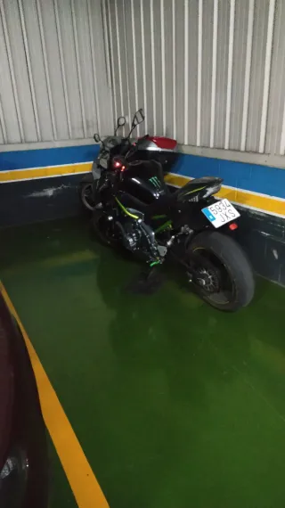 Kawasaki Z900 Performance Negra