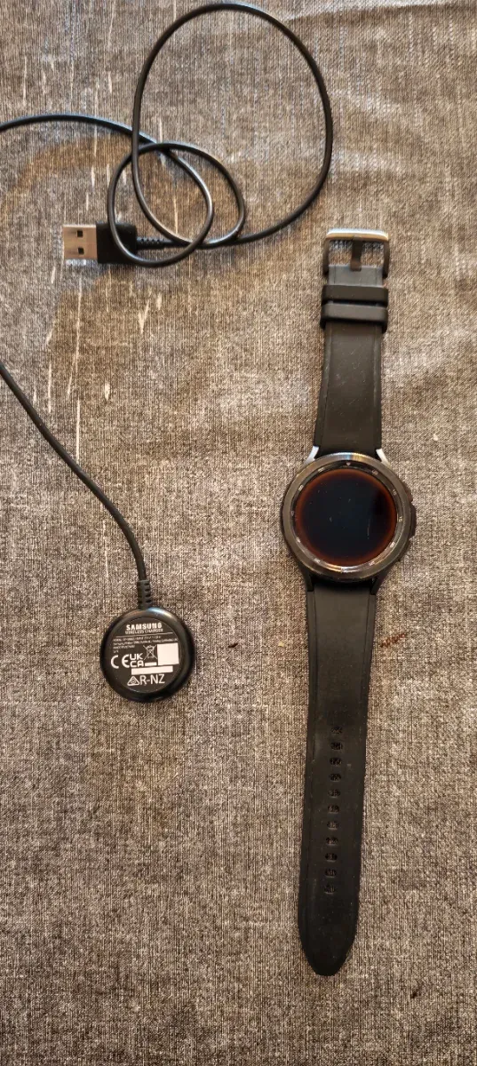 Samsung Galaxy Watch 4 Negro/Plata afbeelding 2