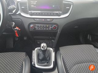 Kia Ceed Tourer 1.6 MHEV iMT 100kW Tech