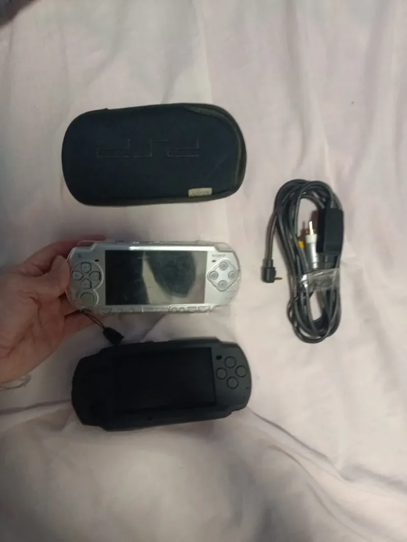 Sony PSP-2004 Ice Silver afbeelding 7