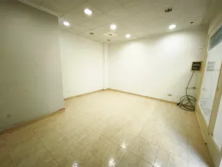 Alquiler local comercial en Calella, zona peatonal