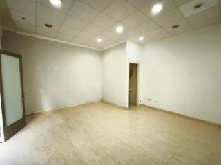 Alquiler local comercial en Calella, zona peatonal