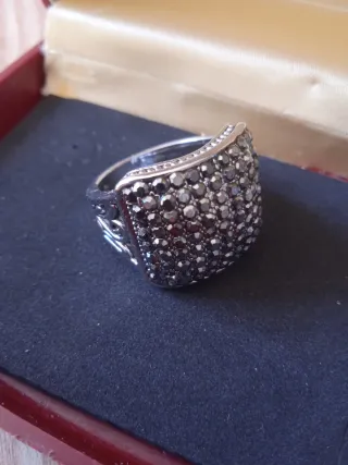 Anillo piedras negras plata 1.8 cm