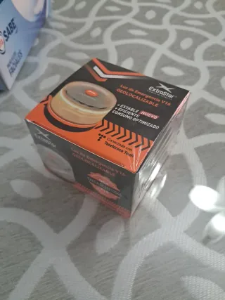 Luz Emergencia V16 Geolocalizable sin abrir.